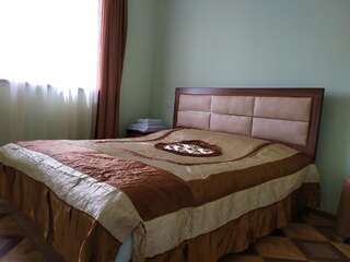 Отель ALEX Hotel in Shinuhayr Shinuhayr Двухместный номер с 1 кроватью и собственной ванной комнатой-3
